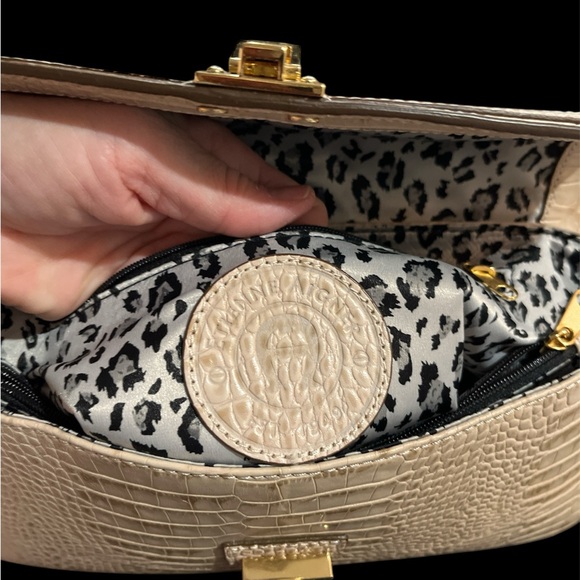 Etienne Aigner Baguette bag - Picture 6 of 6